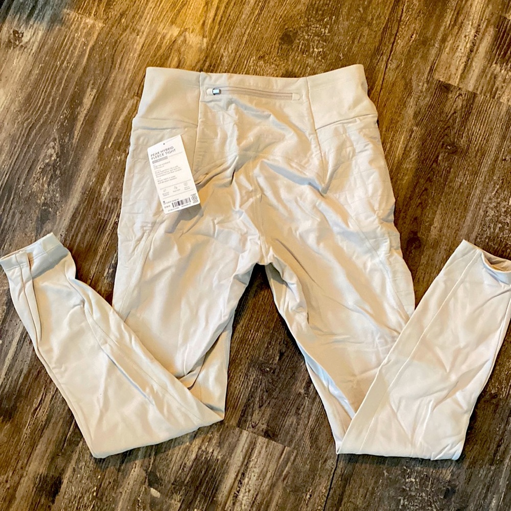 NWT Athleta Peak Hybrid Fleece Tight with Pockets
